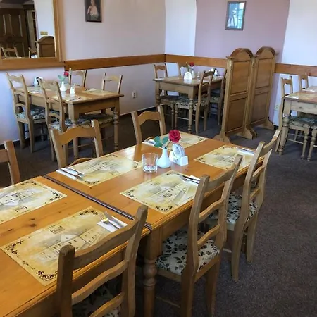 U Svatého Václava Hotel Hrusovany