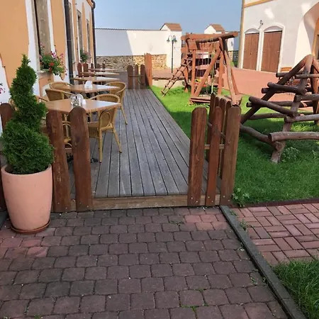 U Svatého Václava 3* Hrusovany