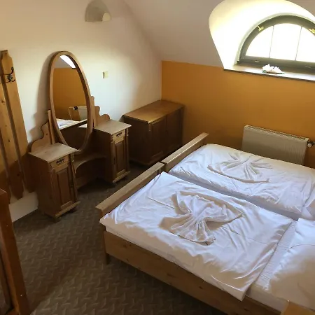 U Svatého Václava Hotel Hrusovany
